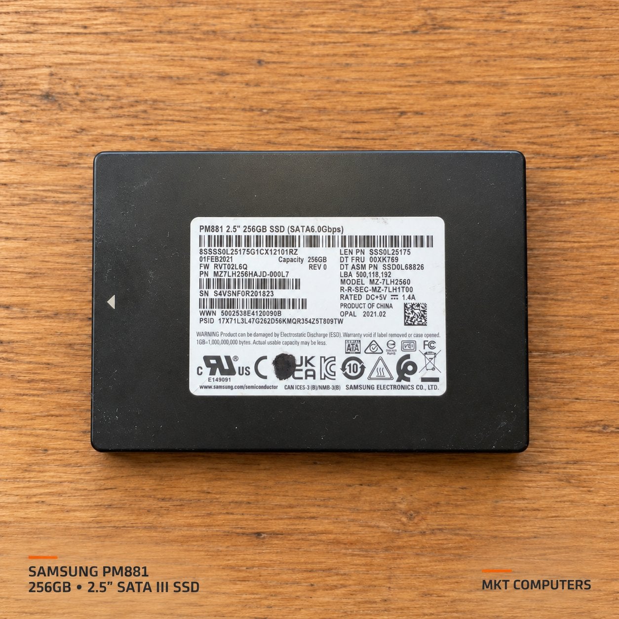 Samsung PM881 256GB 2.5 inch SATA SSD, Computers en Software, Intern, 256GB, Ophalen of Verzenden, Zo goed als nieuw