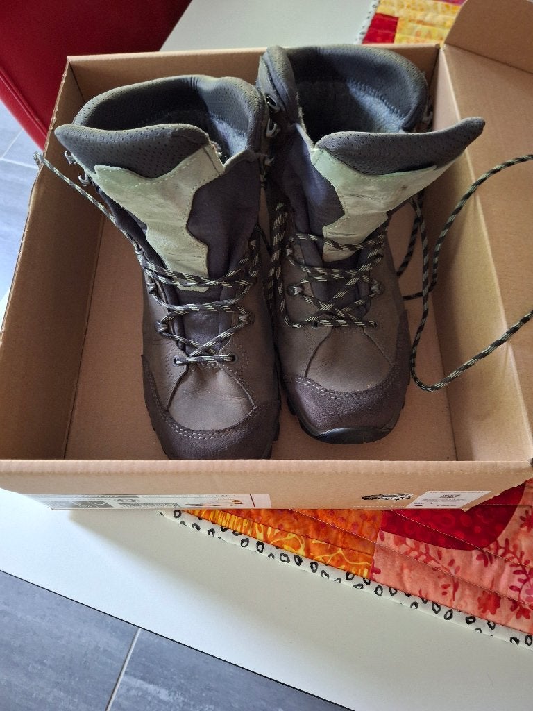Wandelschoenen, Ophalen, Zo goed als nieuw, Schoenen