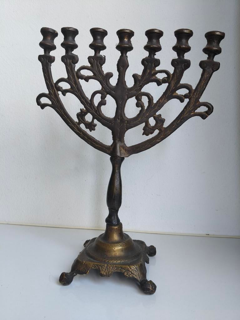 Oude menorah kandelaar, Antiek en Kunst, Antiek | Kandelaars, Ophalen of Verzenden, Koper of Brons