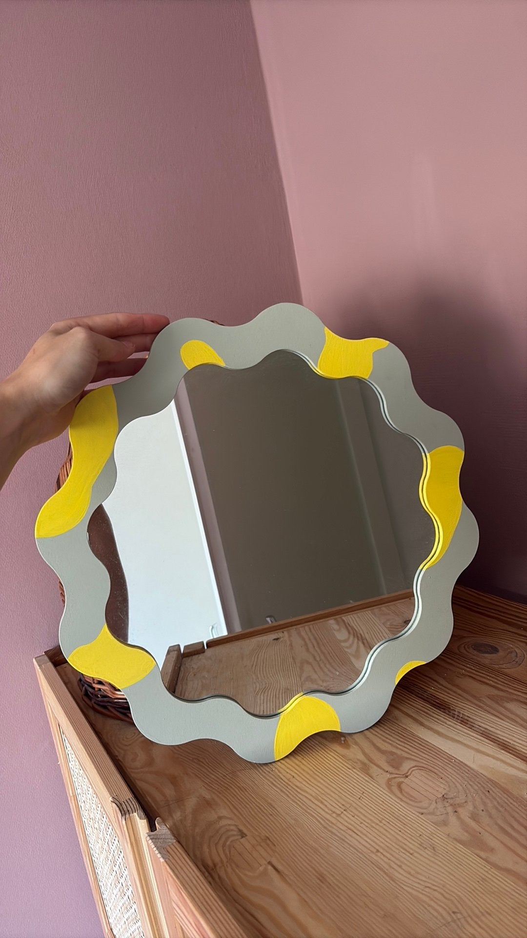 Gekleurde spiegel, Ophalen, Minder dan 50 cm, Rond, Zo goed als nieuw