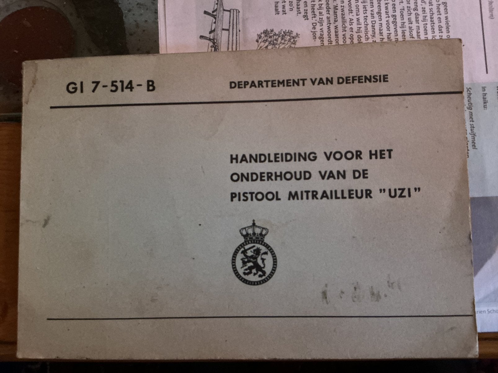 Pistool mitrailleur :UZI:, Verzamelen, Militaria | Algemeen, Ophalen of Verzenden, Landmacht, Nederland