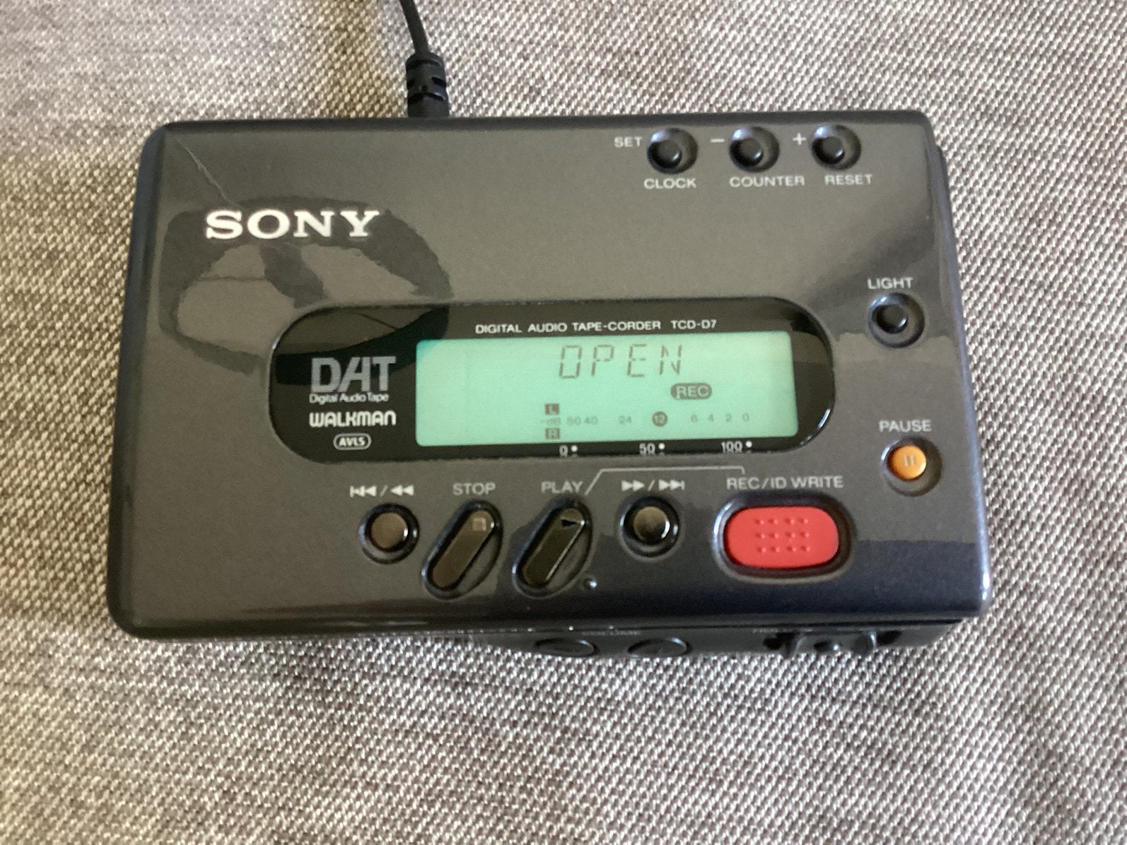 Sony TCD D7 DAT recorder in topstaat, LEES! TCD-D7 als D8, Ophalen of Verzenden, Walkman