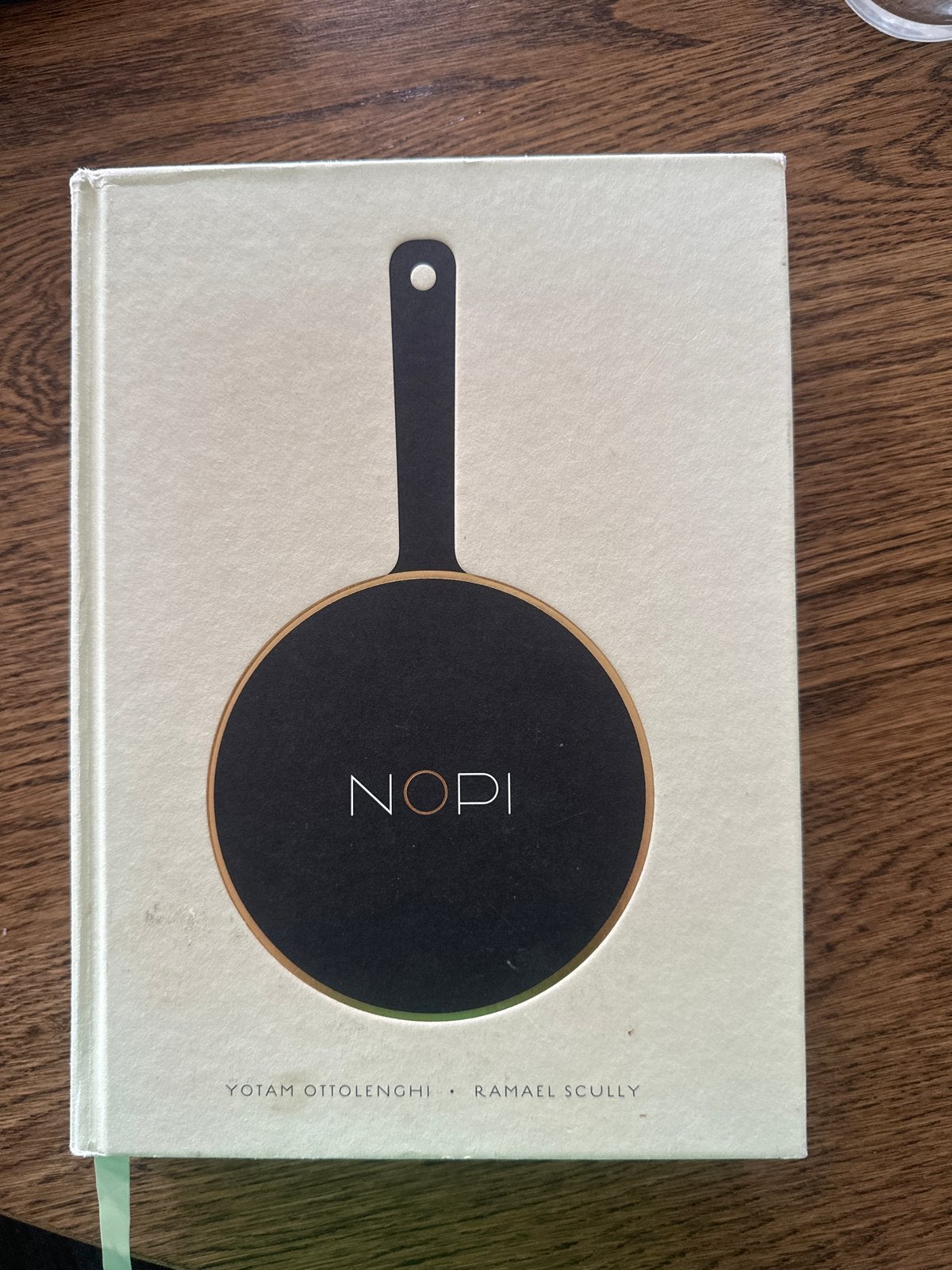 Nopi kookboek van Ottolenghi - Engelstalig, Boeken, Kookboeken, Ophalen of Verzenden, Zo goed als nieuw, Midden-Oosten en Marokko