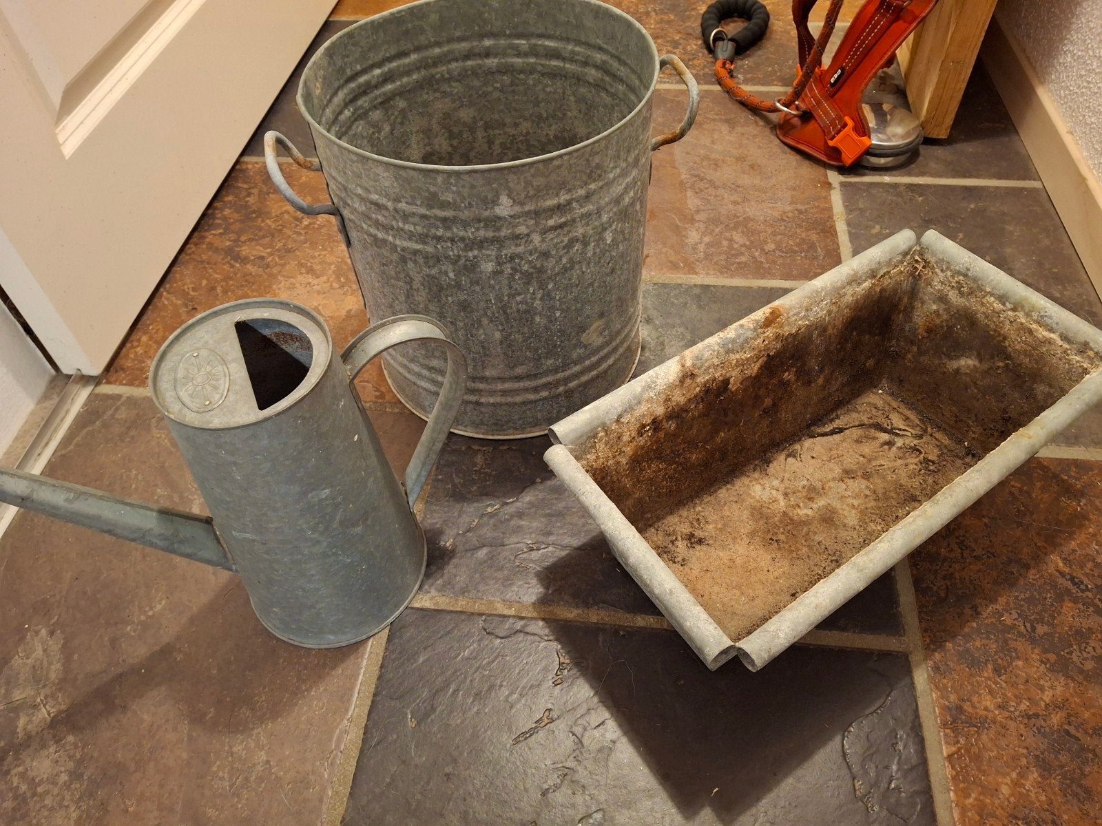 Zinken gieter, emmer en bloembak - set, Gebruikt, Ophalen of Verzenden, 60 tot 100 cm, Rechthoekig