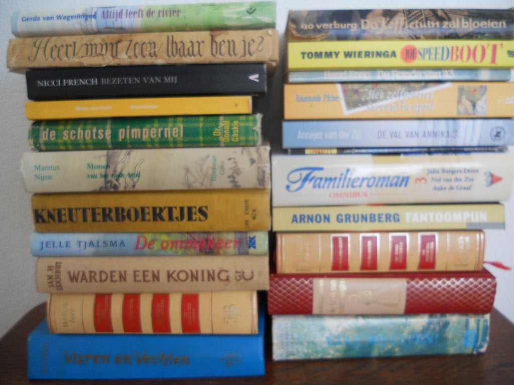 doos boeken / streekromans, Boeken, Ophalen, Gelezen