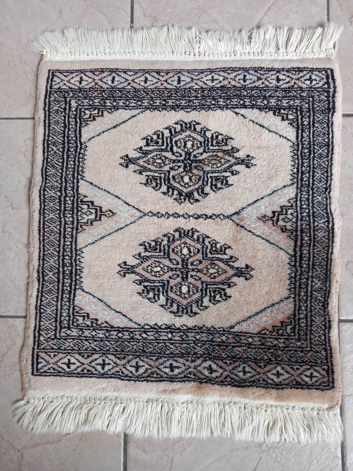 Vloerkleedje 46x55 cm met traditioneel patroon, Minder dan 50 cm, Gebruikt, 50 tot 100 cm, Zwart