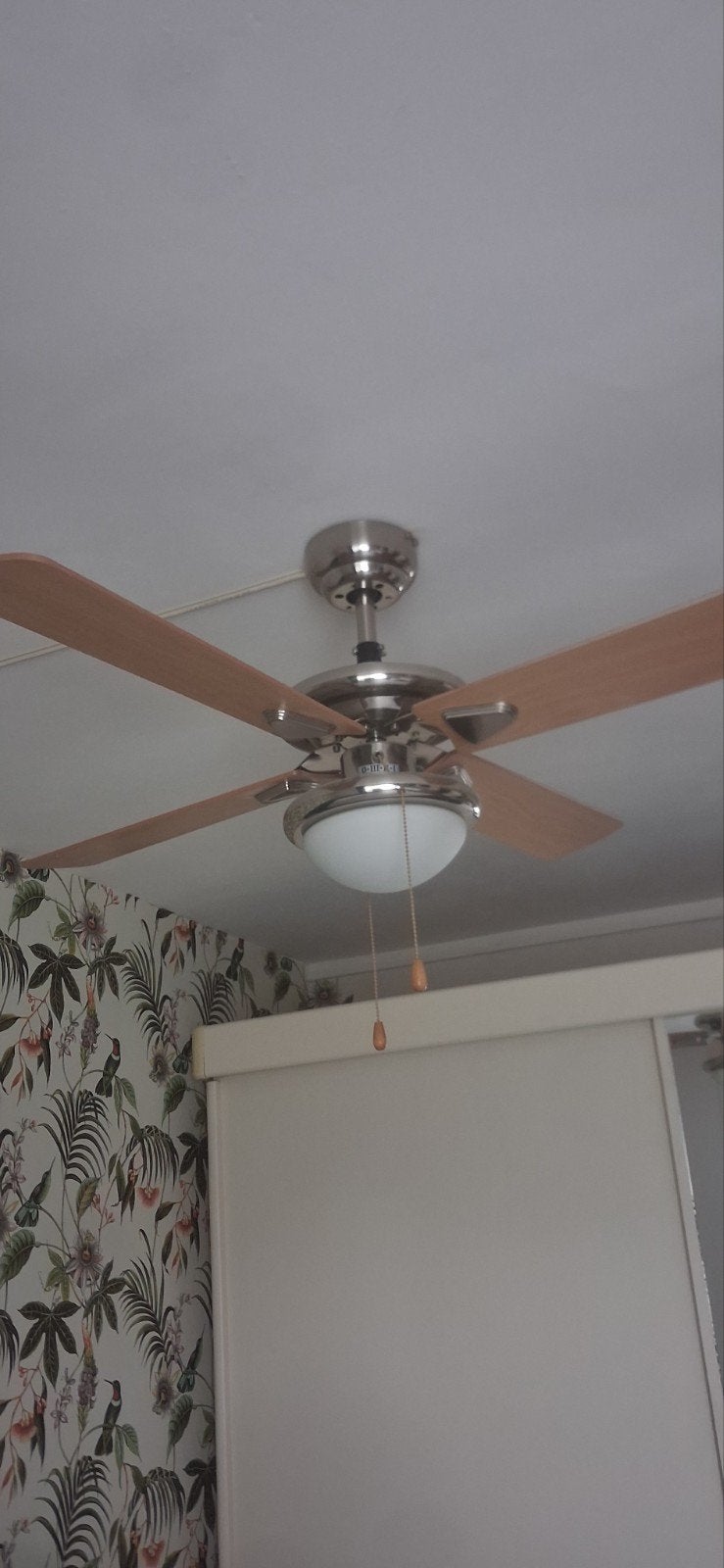 plafond waaier,heeft een warmte  en koel stand., Ophalen, Zo goed als nieuw, Plafondventilator