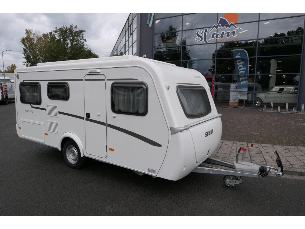 Eriba Feeling 425 NIEUW STAAT, Caravans en Kamperen, Caravans, Standaardzit, Tot en met 2, 4 tot 5 meter, Eriba