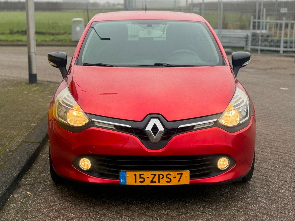 Renault Clio 0.9 TCe Night & Day Bj 2013 Airco Navigatie Pdc, Voorwielaandrijving, 540 kg, 23 km/l, Handgeschakeld