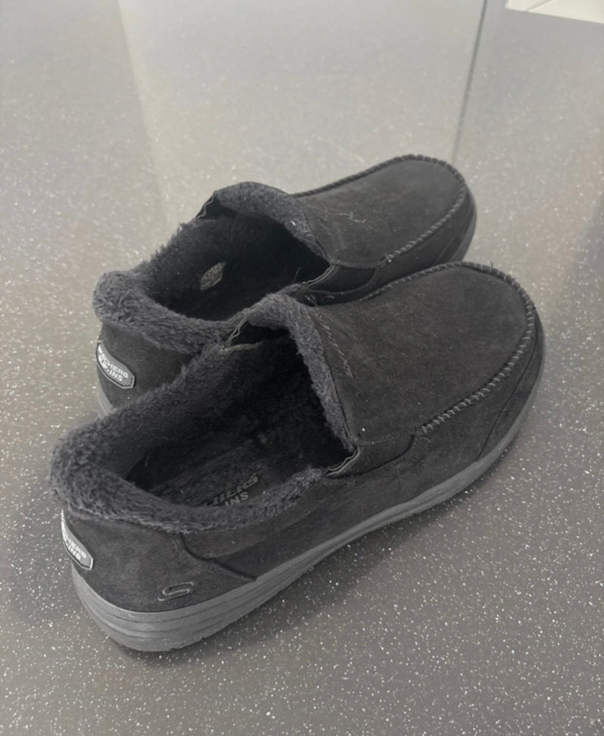 Skechers slip-in heren pantoffels, Ophalen of Verzenden, Zo goed als nieuw, Overige maten, Zwart