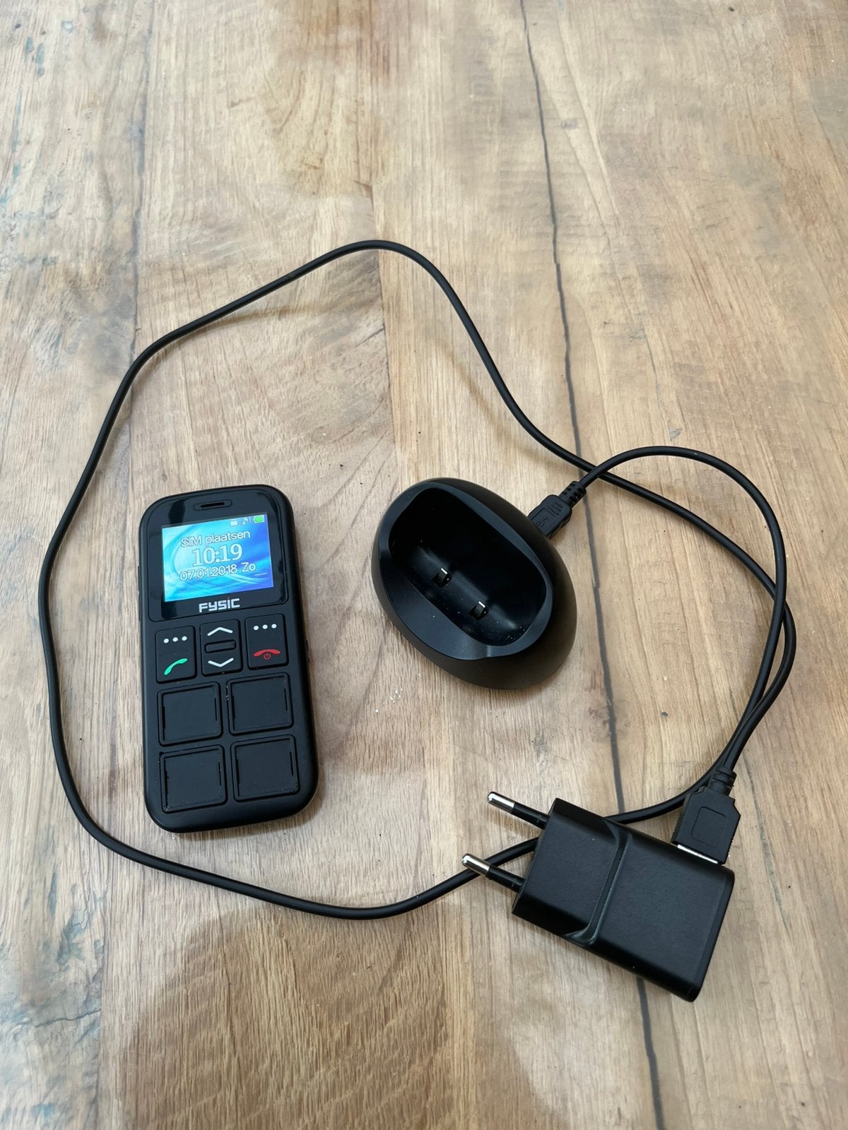 Fysic fm 50 senioren telefoon, Geen camera, Ophalen of Verzenden, Klassiek of Candybar, Zonder simlock