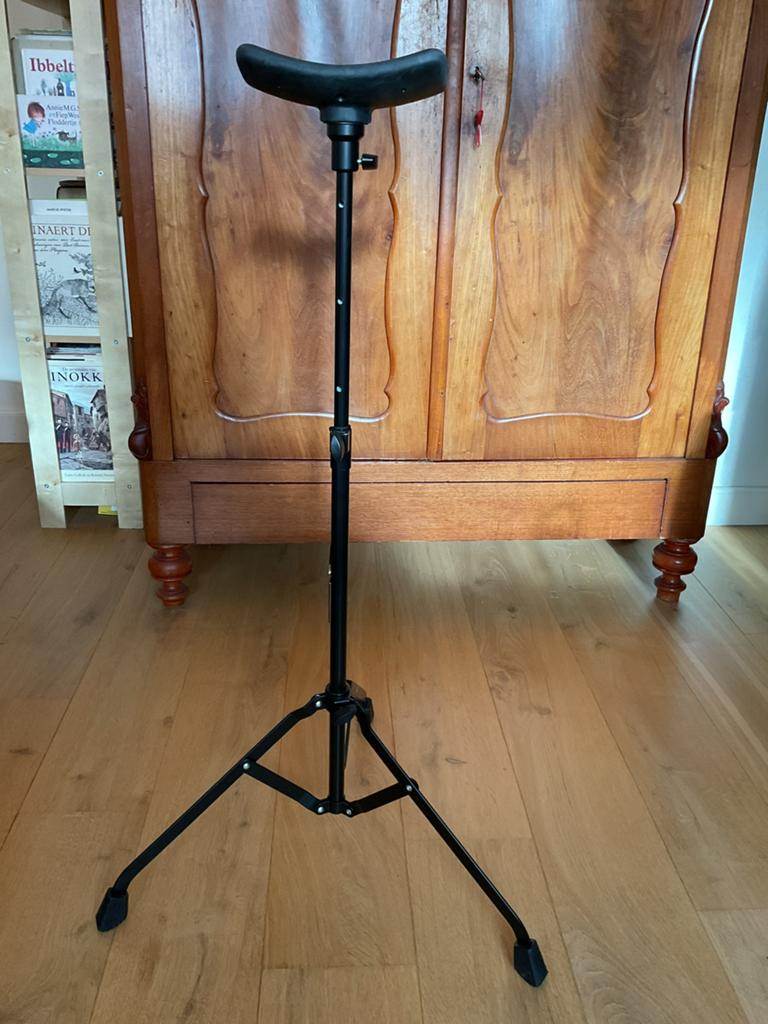 Tuba standaard, Muziek en Instrumenten, Blaasinstrumenten | Tuba's, Ophalen of Verzenden, Zo goed als nieuw