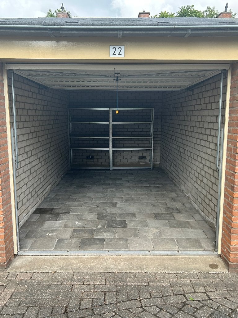 Garagebox te huur-Paddewei | Parkeerplaats-oldtimer stalling
