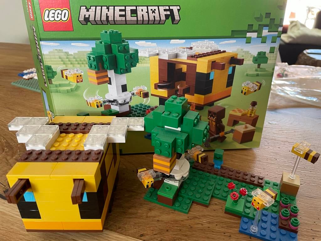 Lego Minecraft The Bee Cottage 21241 Compleet, Kinderen en Baby's, Speelgoed | Duplo en Lego, Minecraft, Lego, Ophalen of Verzenden