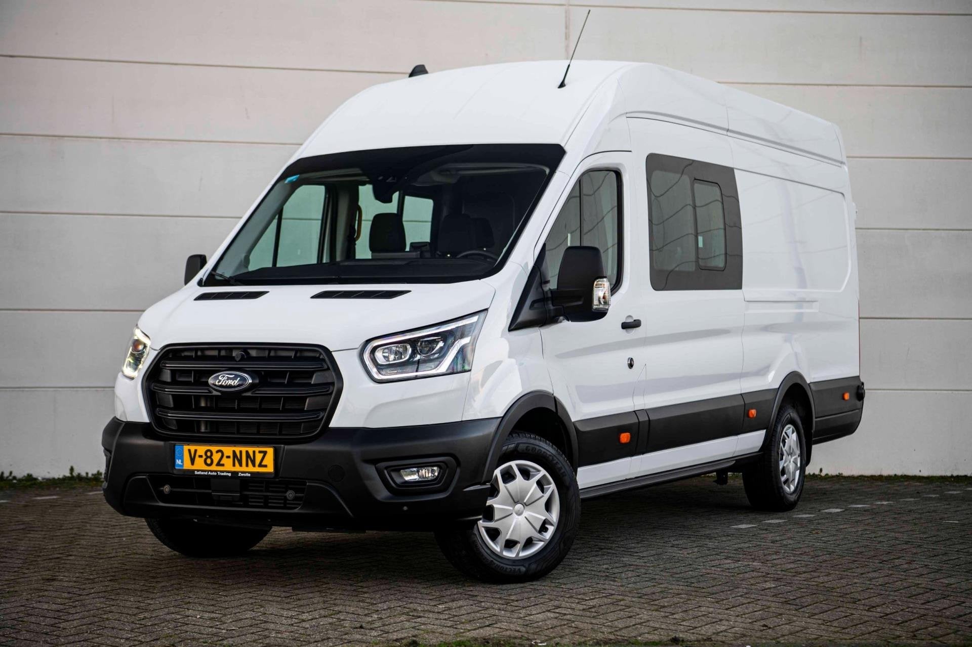 Ford Transit 2.0 TDCI 130pk L4H3 Dubbele Cabine |ACC|Navi|Ca, 4 cilinders, Wit, Bedrijf, 130 pk