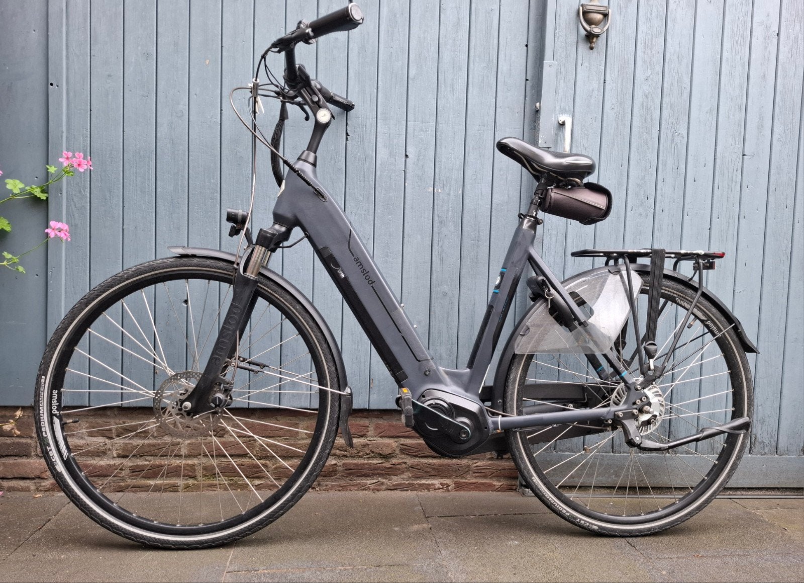 Amslod Hedon E-MV elektrische fiets, frame maat, 57 cm, Zo goed als nieuw, 50 km per accu of meer, 55 tot 59 cm, Ophalen