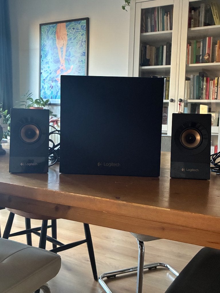 Logitech z533, Ophalen, Zo goed als nieuw, Speakerset, Logitech