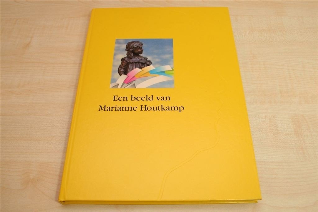 Kunstboek Marianne Houtkamp — Haar Oeuvre in Brons & Kleur, Ophalen of Verzenden, Zo goed als nieuw