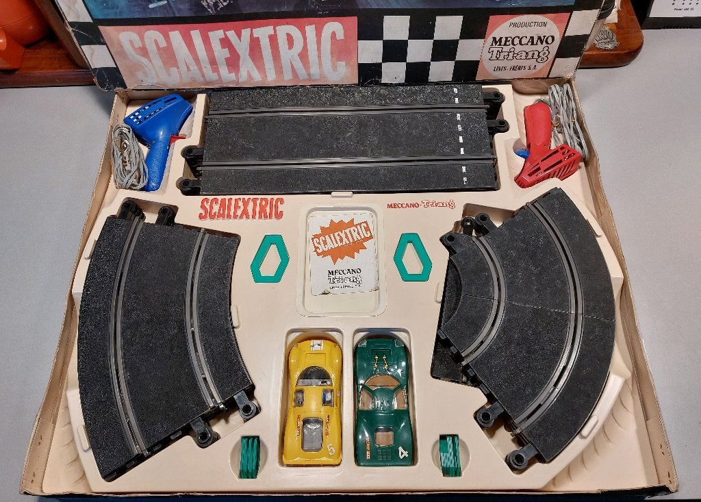 Scalextric racebaan 31F - Ferrari P4 en Ford Mirage, Overige merken, Ophalen of Verzenden, Elektrisch, Racebaan