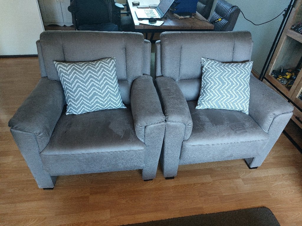 2 mooie beige/gryze fauteuils, Ophalen, Zo goed als nieuw, 75 tot 100 cm, Leer