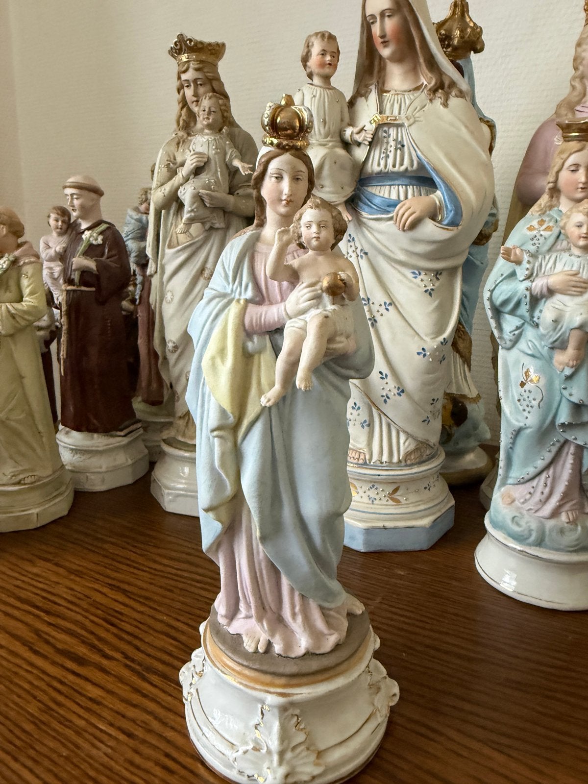Religieuze Beeldjes Maria met Kind - Porselein & Biscuit, Ophalen