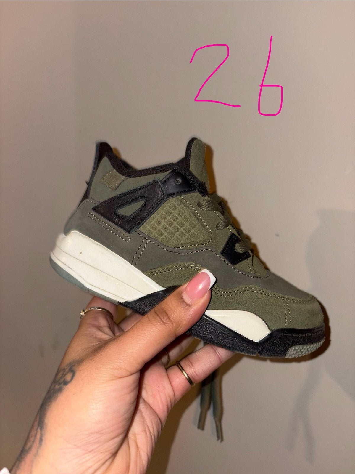 Jordan 4 olive maat 26, Ophalen, Zo goed als nieuw