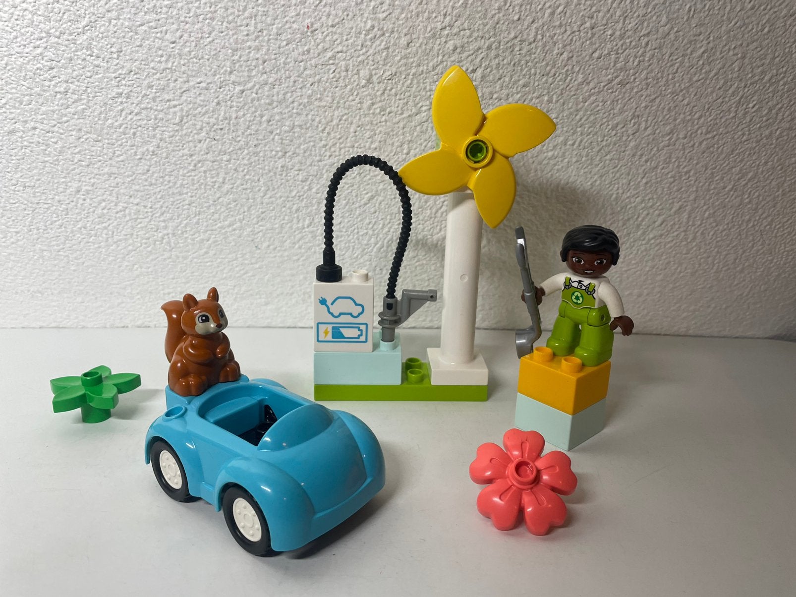 Duplo 10985 Stad Windmolen+elektrische Auto, Ophalen of Verzenden, Zo goed als nieuw, Compleet, Duplo