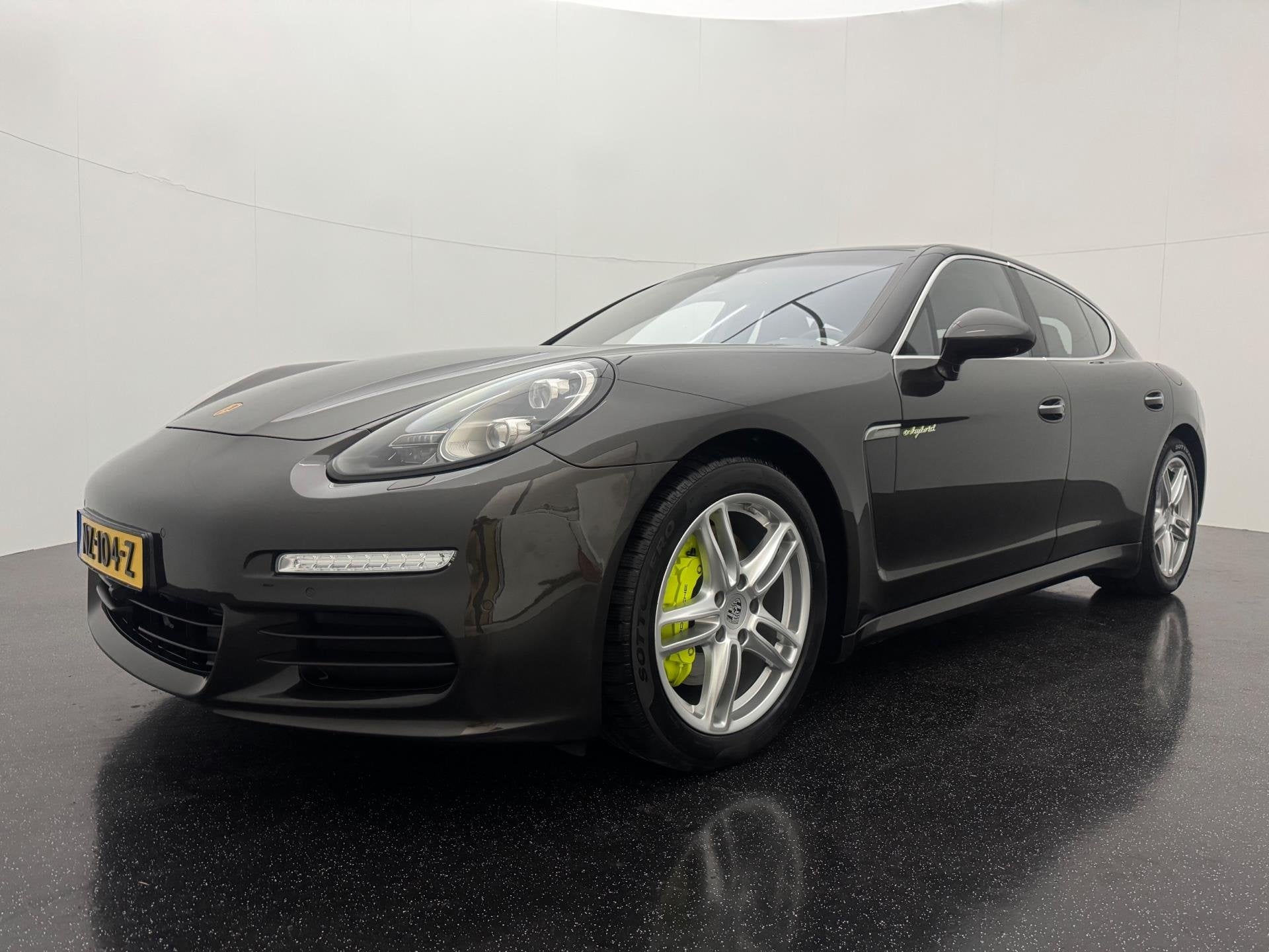 Porsche Panamera 3.0 S AUT / Schuifdak / 360 / Bose / Adapti, Euro 5, Gebruikt, 2995 cc, Vierwielaandrijving