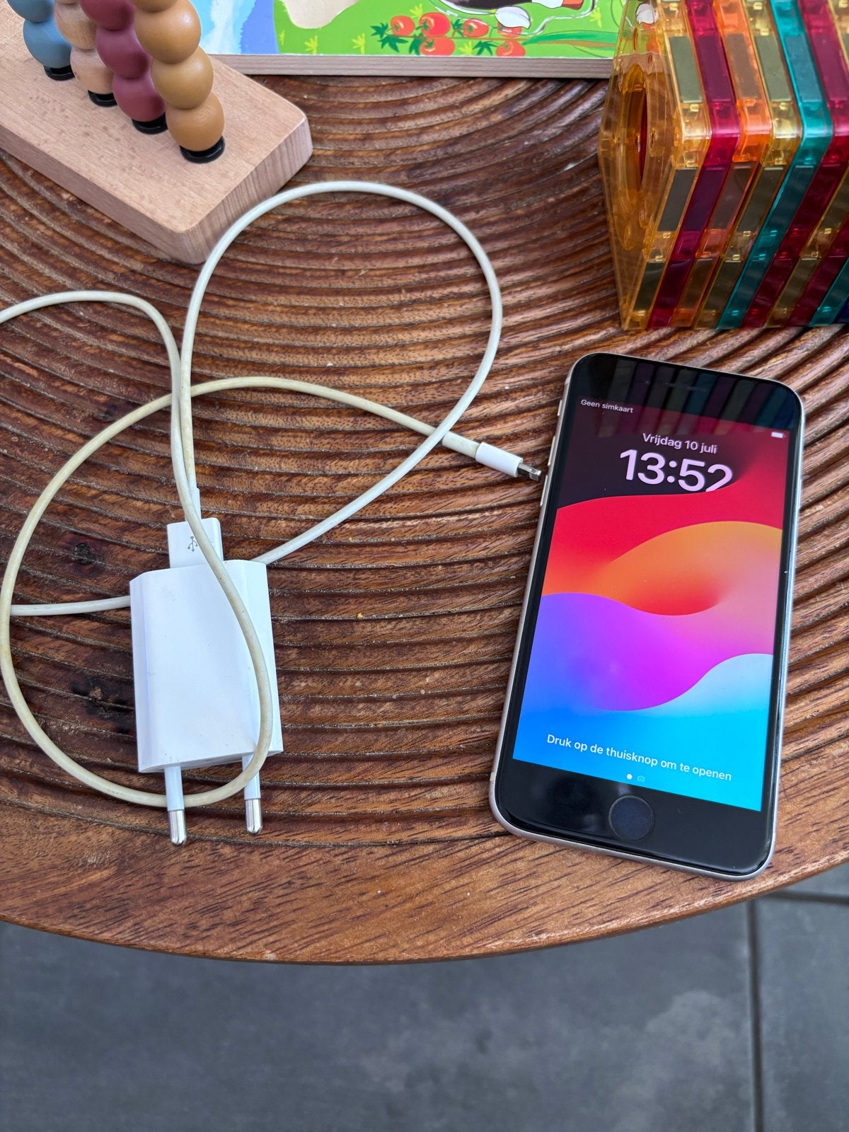 iPhone SE (2022) 64GB Wit - 89% batterijconditie, Telecommunicatie, Mobiele telefoons | Apple iPhone, Ophalen, Gebruikt, Wit, 64 GB