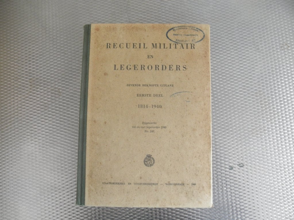 Recueil militair en legerorders 1814-1940, Boeken, Gelezen, Ophalen of Verzenden, Landmacht, Voor 1940
