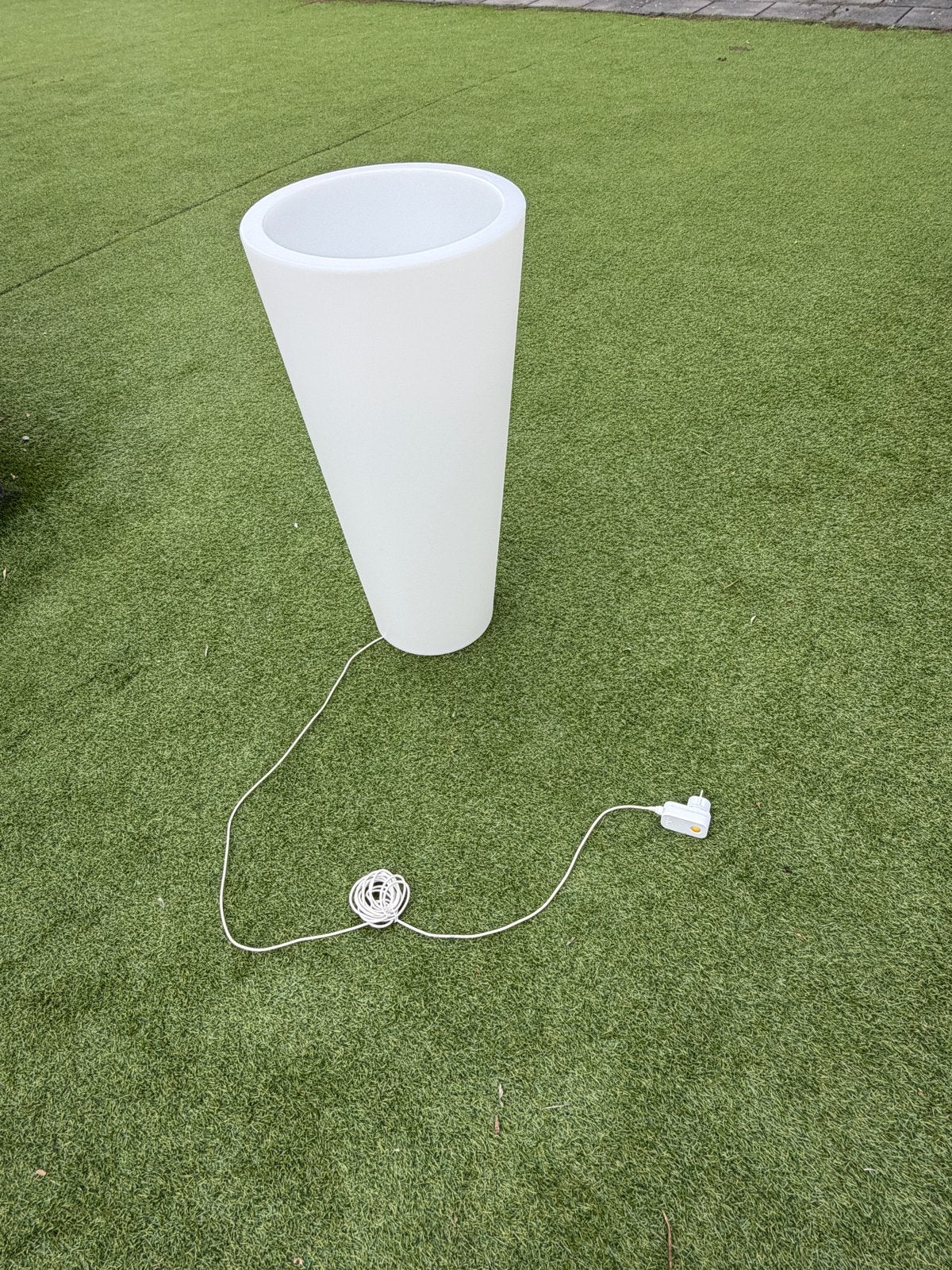 ELHO Design Bloempot met Ingebouwde Verlichting - Wit, Kunststof, Gebruikt, 40 cm of meer, Rond
