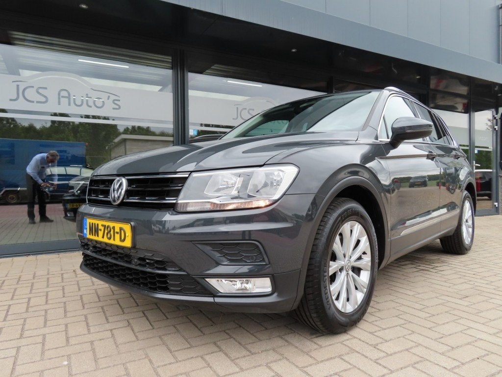 Volkswagen TIGUAN 1.4 TSI Comfortline Ecc Cruise Navi 2x Pdc, Auto's, Voorwielaandrijving, 125 pk, Gebruikt, Euro 6