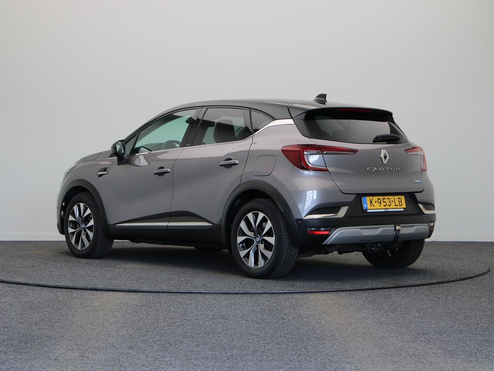 Renault Captur E-Tech Plug-in Hybrid 160pk Intens | SOH 93,6, Auto's, Renault, Stof, Gebruikt, 4 cilinders, Parkeersensor