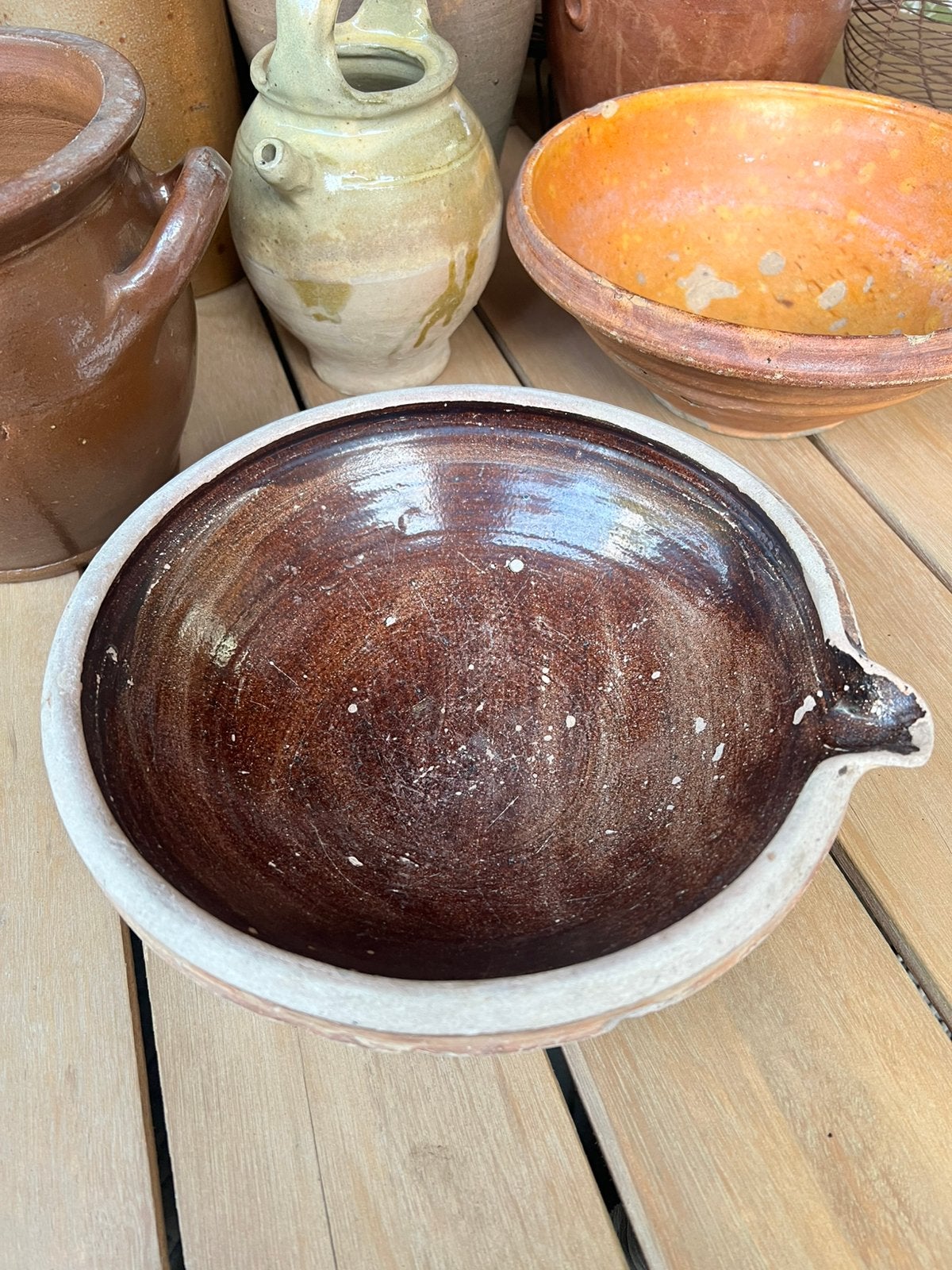 Terracotta afroomschaal mengkom met schenktuit boeren schaal, Ophalen