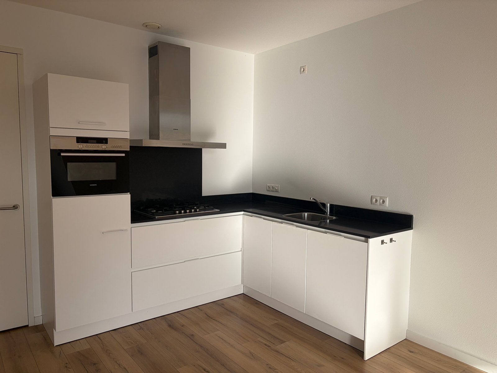 SieMatic keuken met composiet werkblad, Ophalen, Gebruikt, Wit