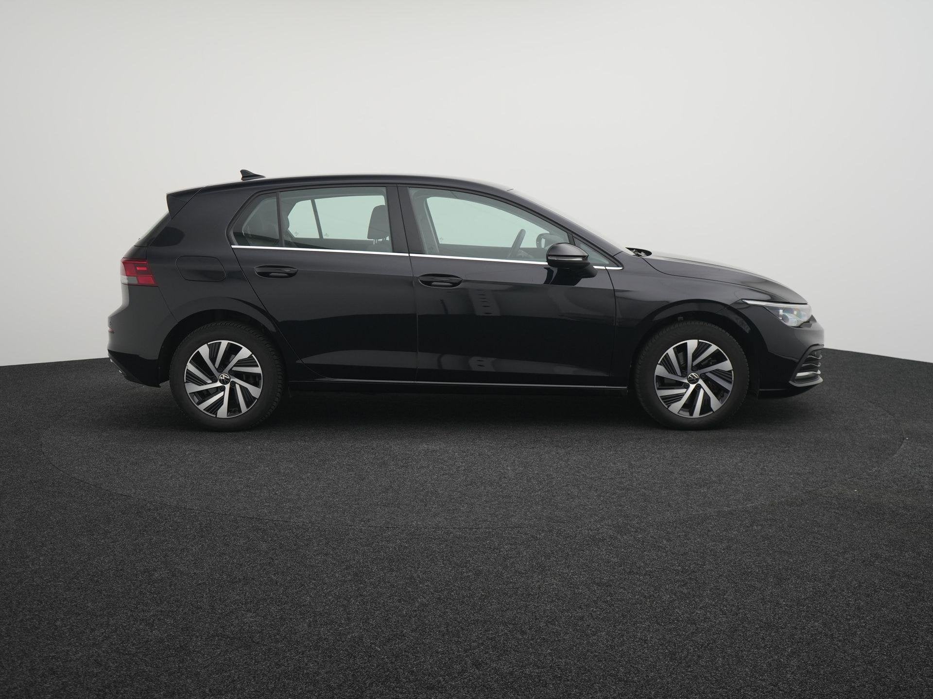 Volkswagen Golf 1.4 eHybrid Style | Apple/Android Play | Cam, 12 maanden, Gebruikt, 4 cilinders, Zwart