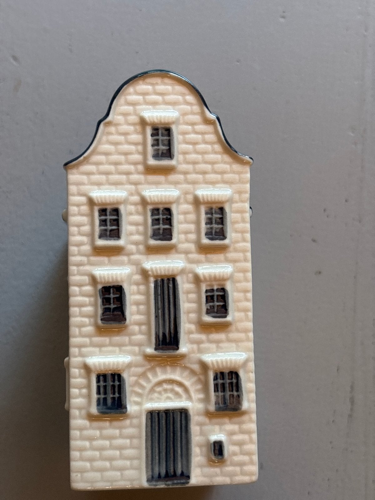 KLM huisje 79 Bols Jenever - Zo goed als nieuw, Ophalen of Verzenden, Zo goed als nieuw, 61 t/m 80, Gevuld