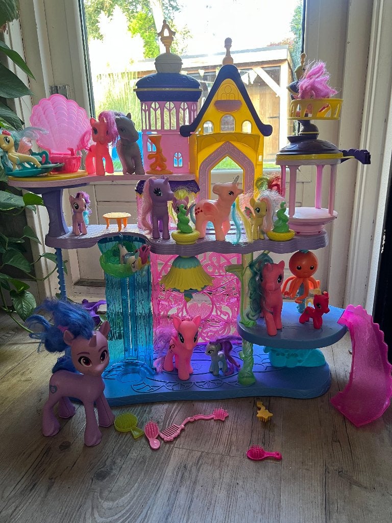 My little Pony kasteel met little pony's, Ophalen, Gebruikt