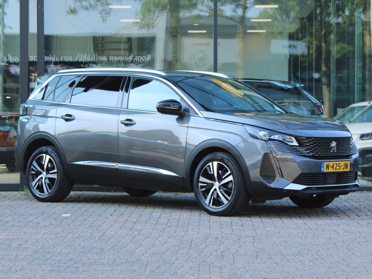 Peugeot 5008 1.2 PureTech GT | Navi / Camera / Climate, Gebruikt, 1199 cc, Automatische klimaatregeling, 7 stoelen