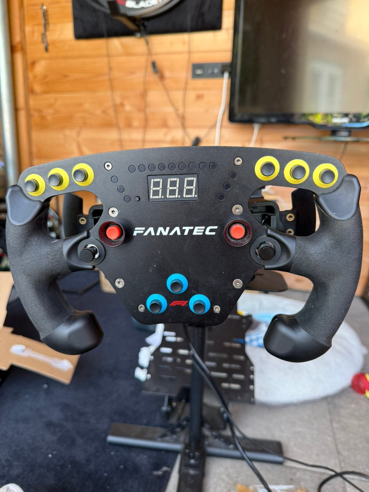 Fanatec clubsport steering wheel f1 esports v2, Ophalen of Verzenden, Zo goed als nieuw