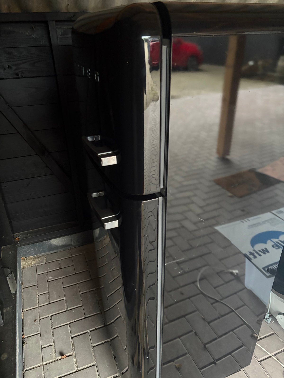 Smeg Koelkast Zwart - Stijlvol (LET OP: alleen buitenkant), Witgoed en Apparatuur, Ophalen, Gebruikt, 200 liter of meer, 60 cm of meer
