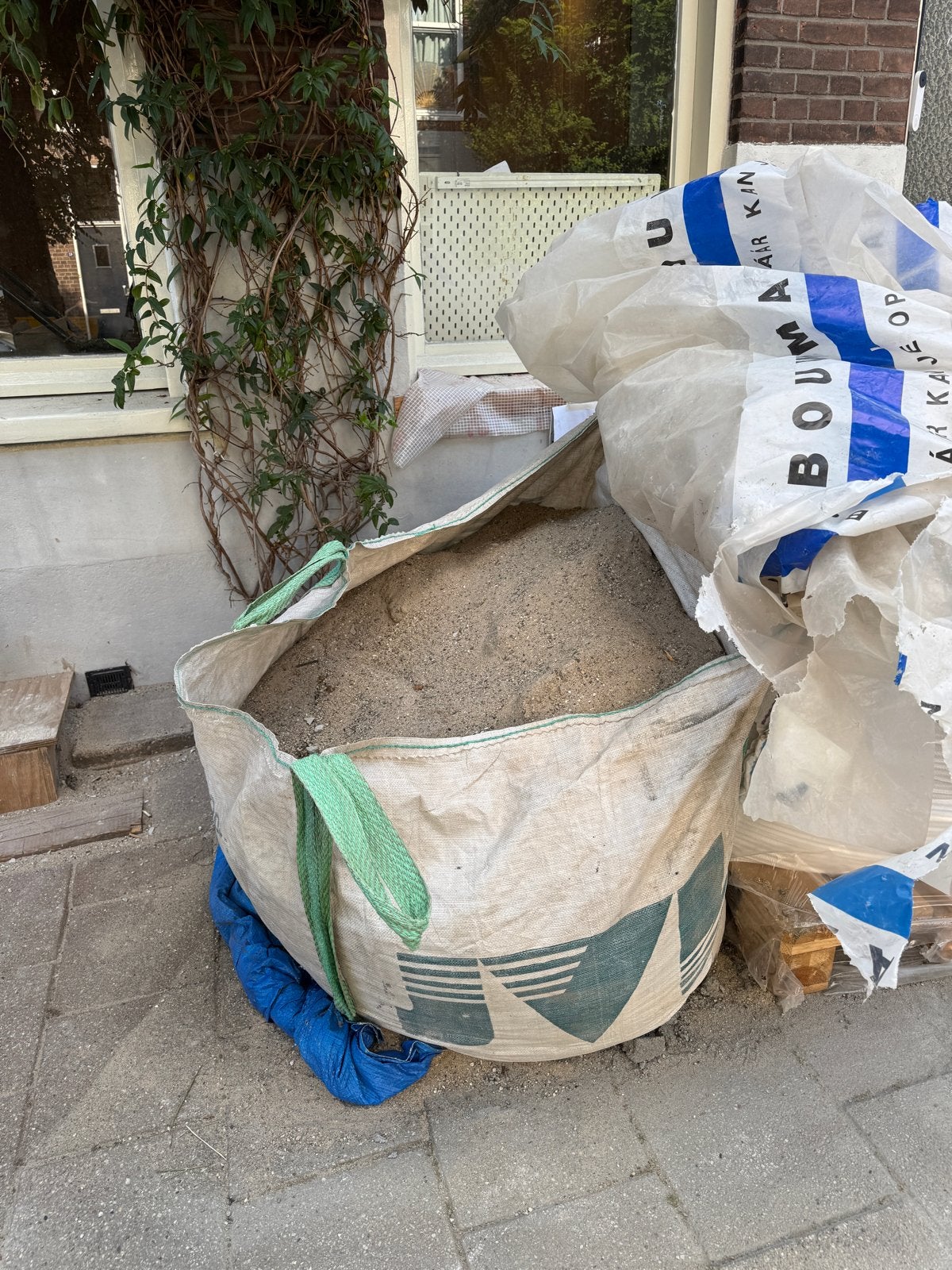 Bigbag vloerenzand / metselzand (ca. 500kg) in Arnhem-Noord, Ophalen, Gebruikt, Metselzand