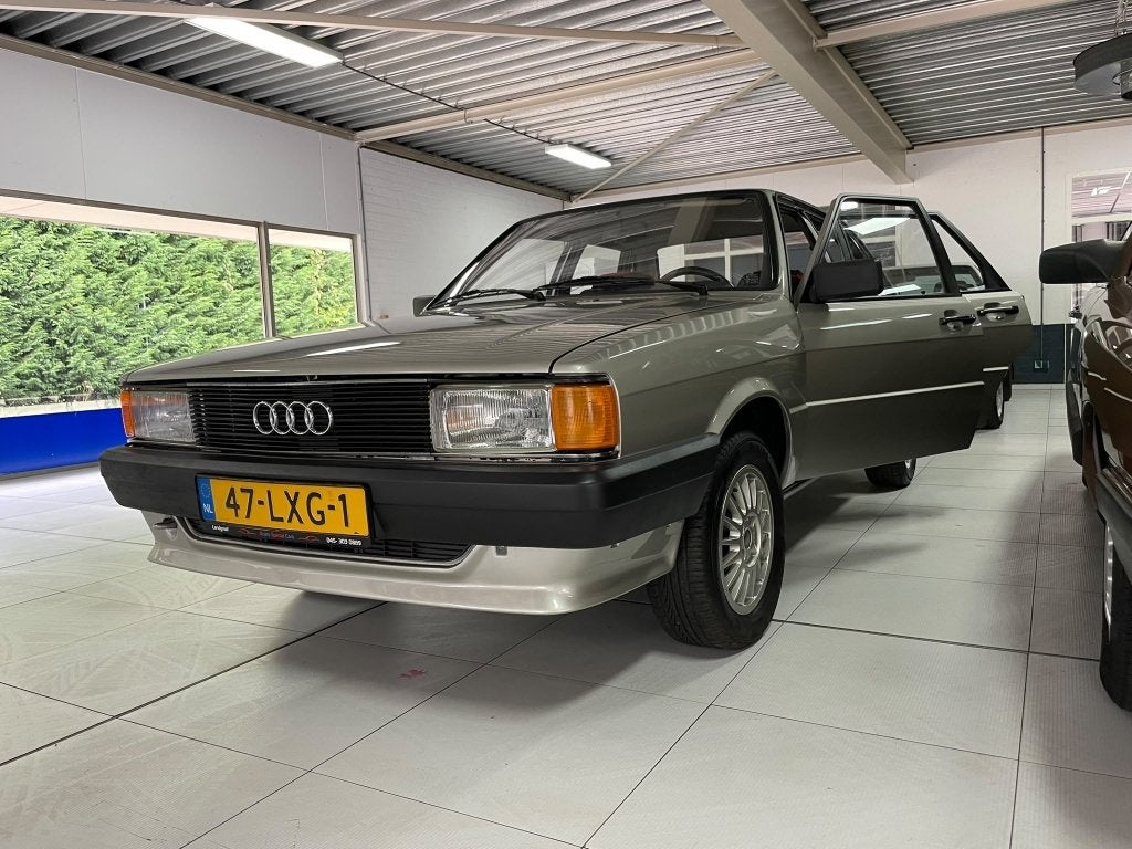 Audi 80 GT 1.8 66Kw, Auto's, Voorwielaandrijving, Stof, 4 cilinders, Handgeschakeld