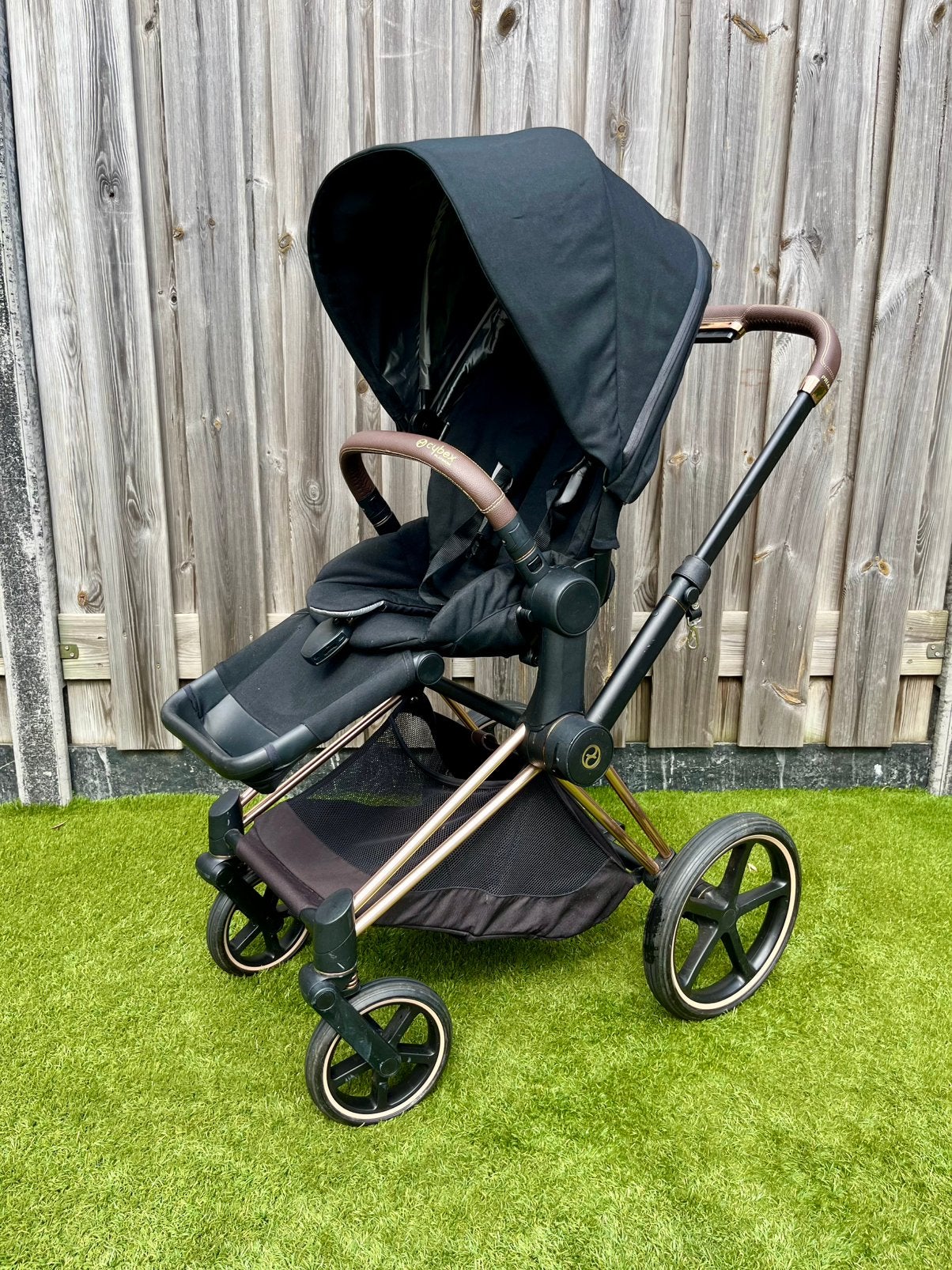 Complete Cybex Priam Kinderwagen Set + Autostoel & extra’s, Ophalen, Zo goed als nieuw, Overige merken, Verstelbare duwstang