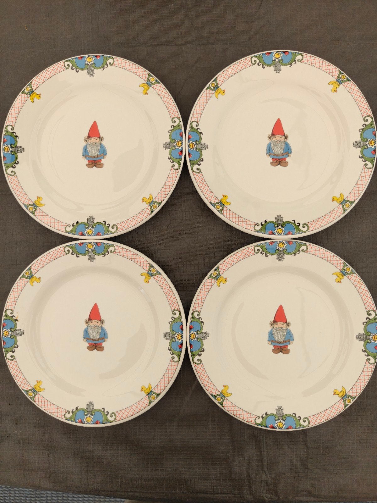 Set van 4 ontbijt bordjes van het Franse merk Gien (Lucien), Huis en Inrichting, Overige merken, Ophalen of Verzenden, Zo goed als nieuw