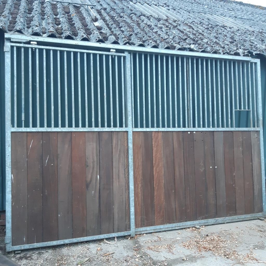 Paarden voorwand box