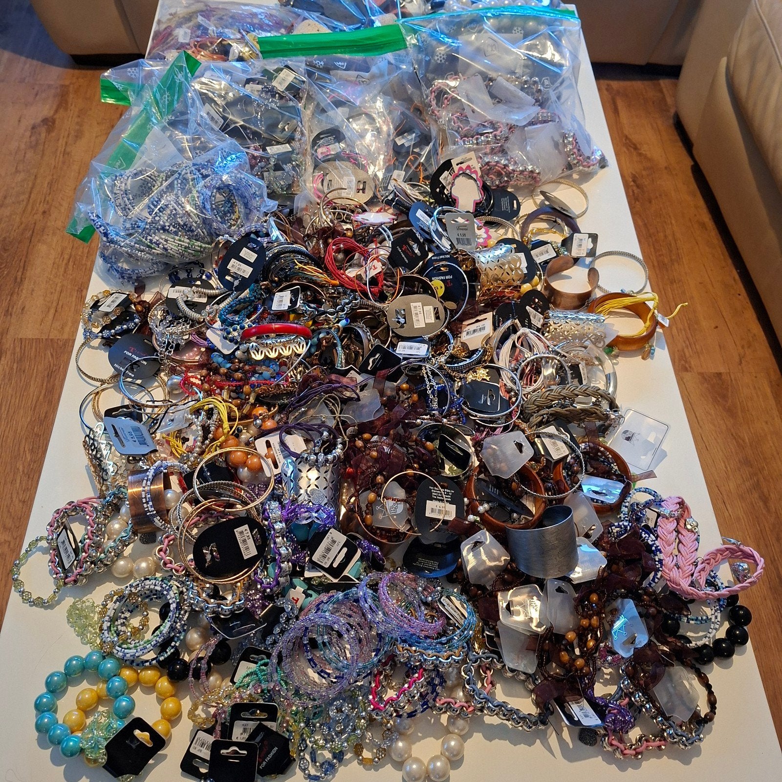 grote partij sieraden 700 stuks, Ophalen of Verzenden, Nieuw, Overige kleuren
