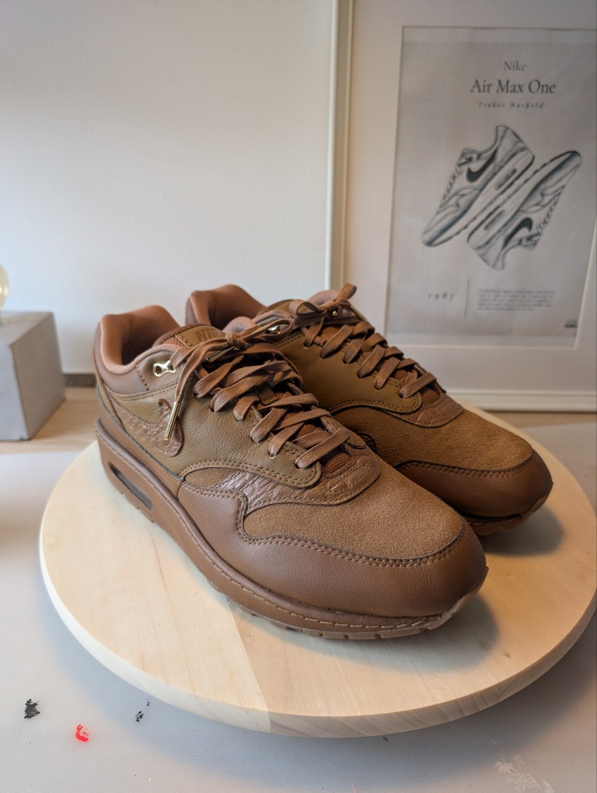 Nike Air Max 1 '87 NBHD Ale brown 44,5, Ophalen of Verzenden, Zo goed als nieuw, Bruin