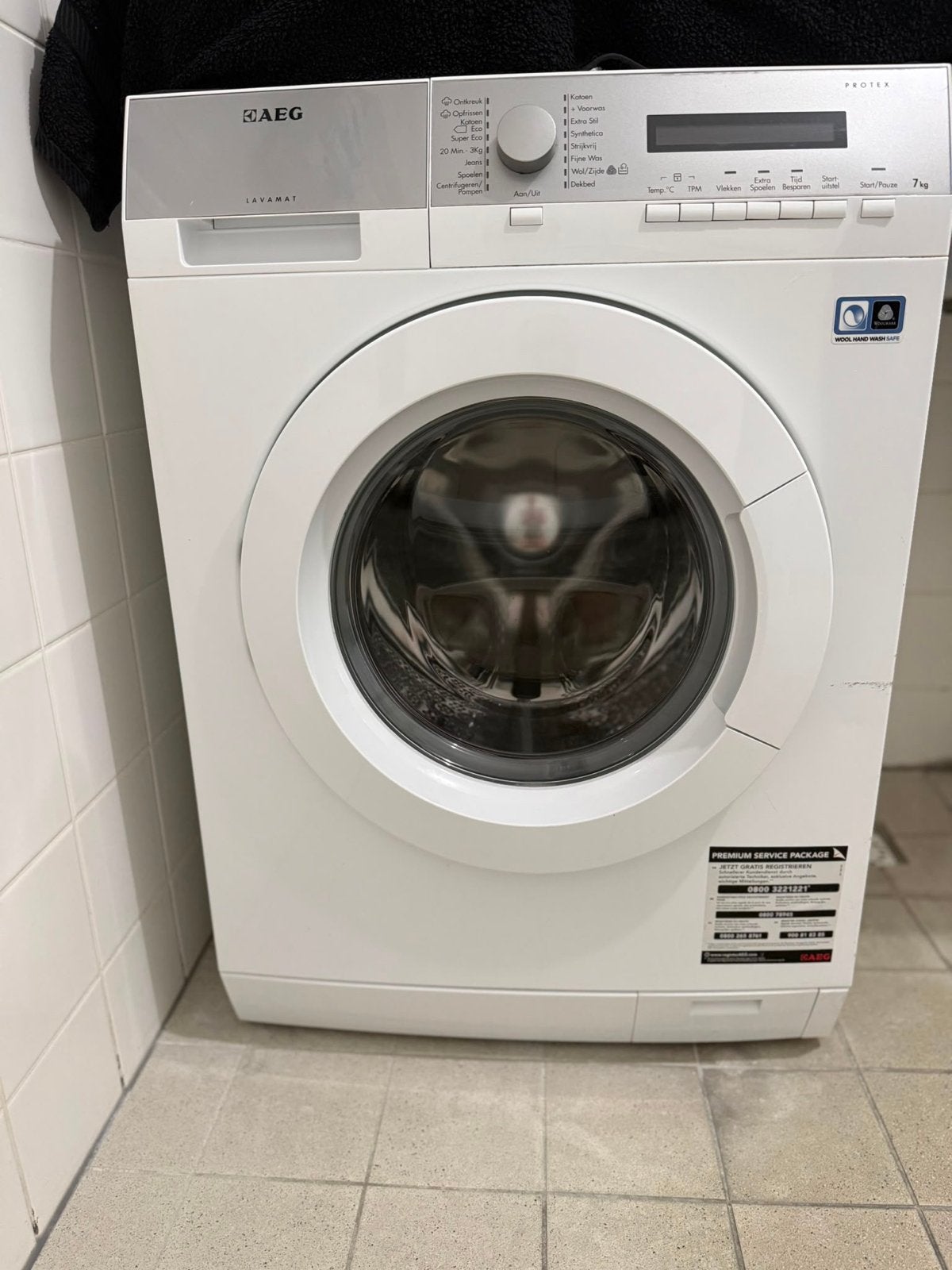 AEG 7kg Wasmachine, Ophalen, Zo goed als nieuw, 85 tot 90 cm, 1200 tot 1600 toeren