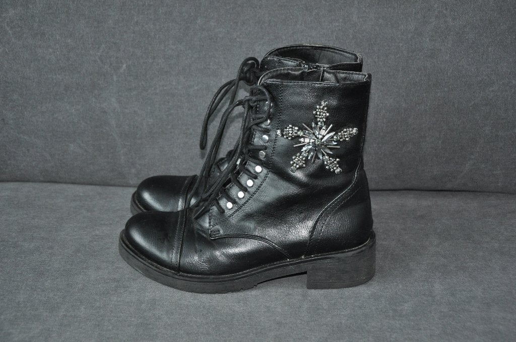 schoenen 36, boots 36, veterlaarsjes 36, leren schoenen, Meisje, Schoenen, Ophalen of Verzenden, Zo goed als nieuw